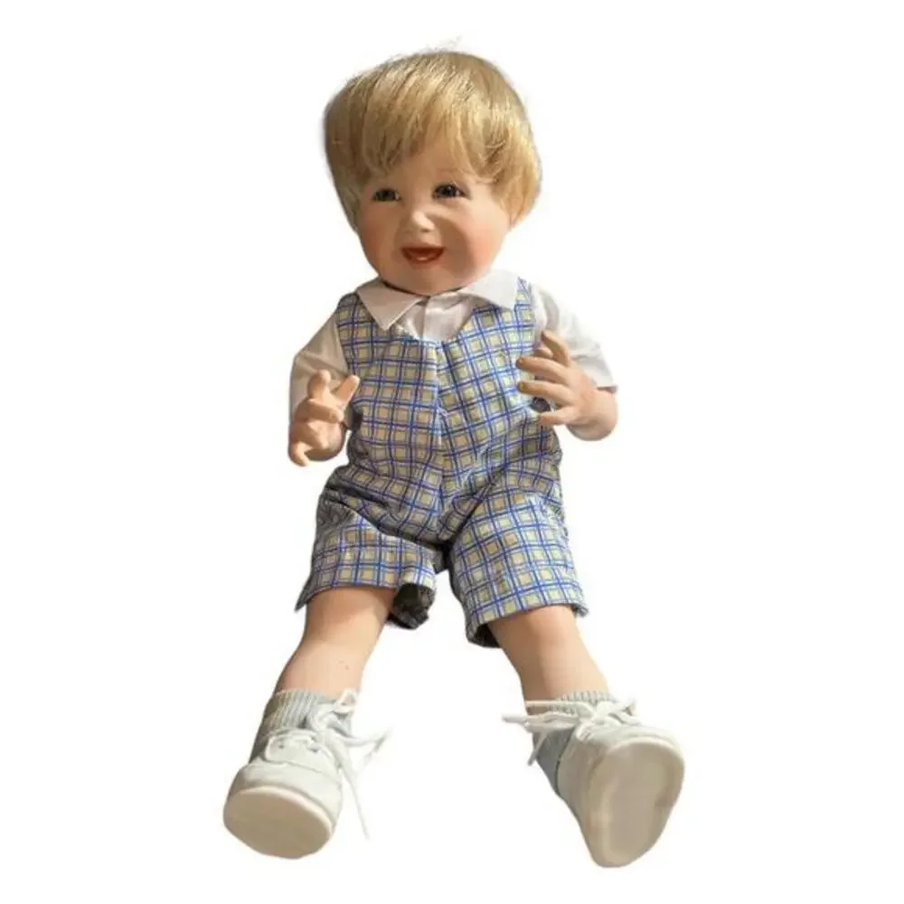 Doll Original Yolanda Bello  SECURE PACKAGING GREAT OFFERS      Doll        Mate